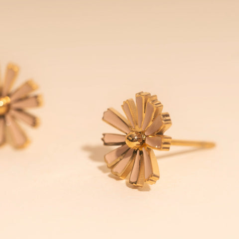 Sunburst Daisy Stud Earrings