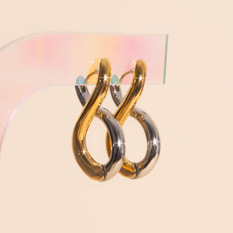 Infinity Chunky Rounded Huggie Hoop